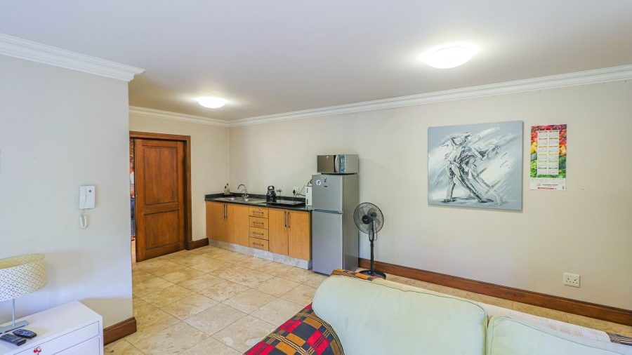 To Let 5 Bedroom Property for Rent in Bryanston Gauteng