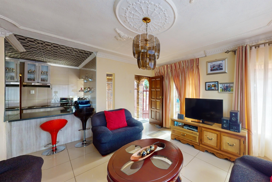 4 Bedroom Property for Sale in The Orchards Gauteng