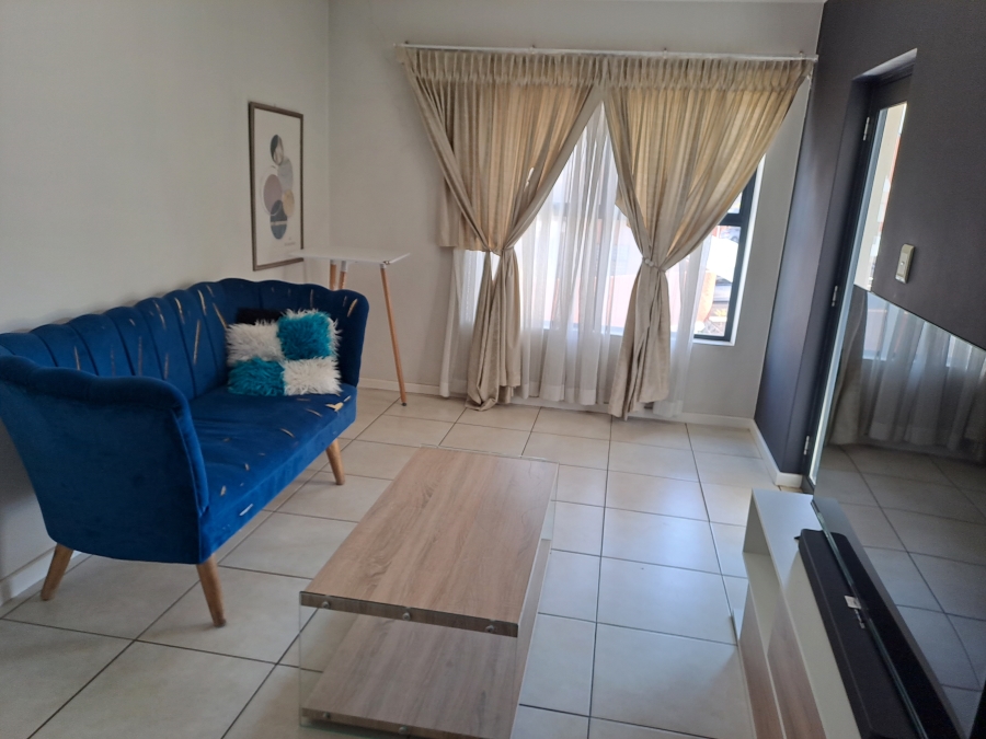 1 Bedroom Property for Sale in Oakdene Gauteng
