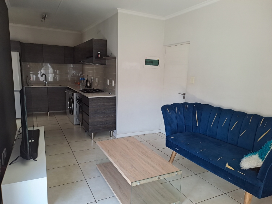 1 Bedroom Property for Sale in Oakdene Gauteng