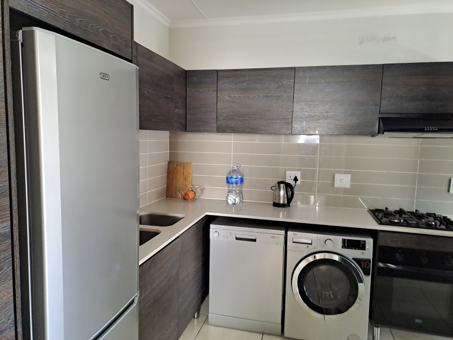 1 Bedroom Property for Sale in Oakdene Gauteng