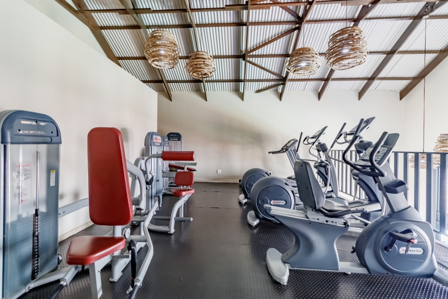 1 Bedroom Property for Sale in Erand Gardens Gauteng