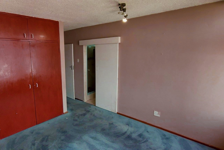 2 Bedroom Property for Sale in Wonderboom South Gauteng