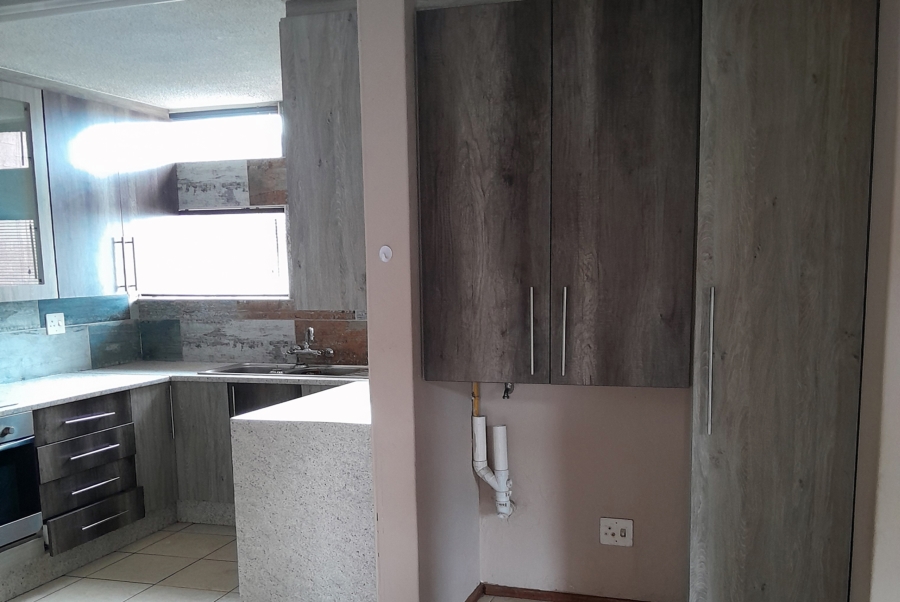 2 Bedroom Property for Sale in Wonderboom South Gauteng