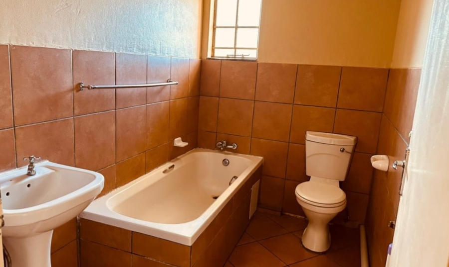 2 Bedroom Property for Sale in Klerksoord Gauteng