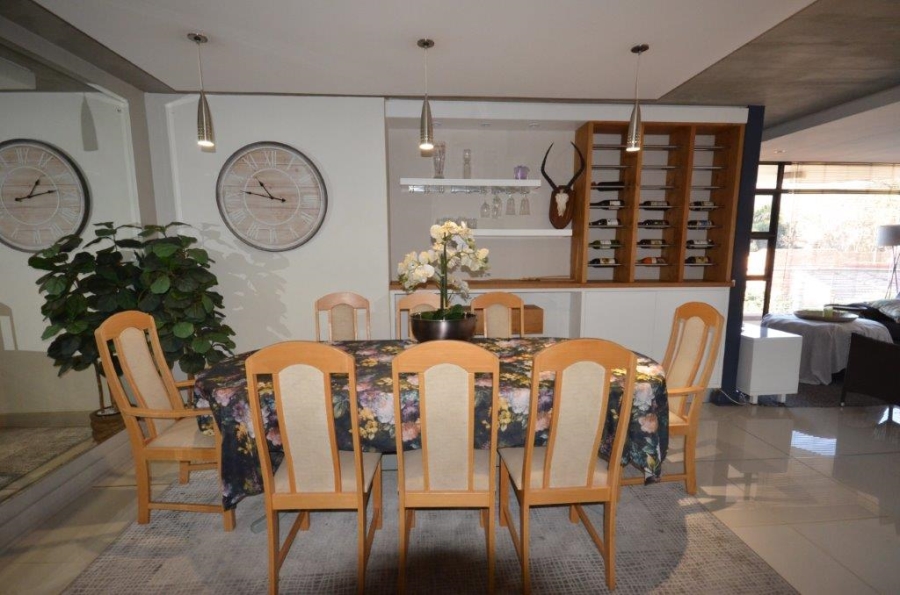 To Let 2 Bedroom Property for Rent in Bedfordview Gauteng