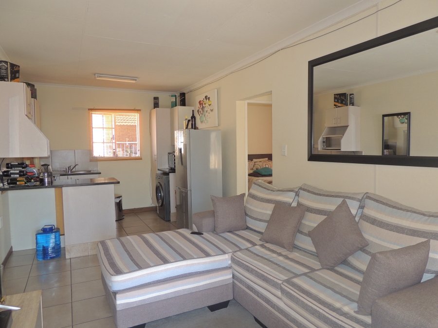 2 Bedroom Property for Sale in Elandspark Gauteng