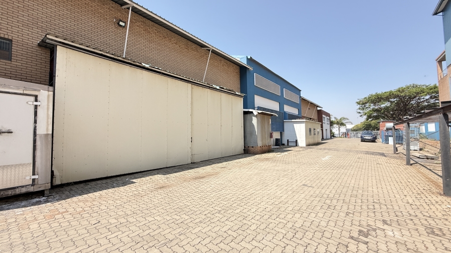 To Let commercial Property for Rent in Rooihuiskraal Gauteng