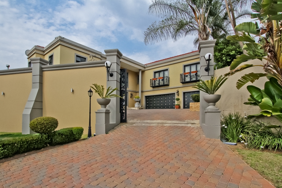 5 Bedroom Property for Sale in Bryanston Gauteng
