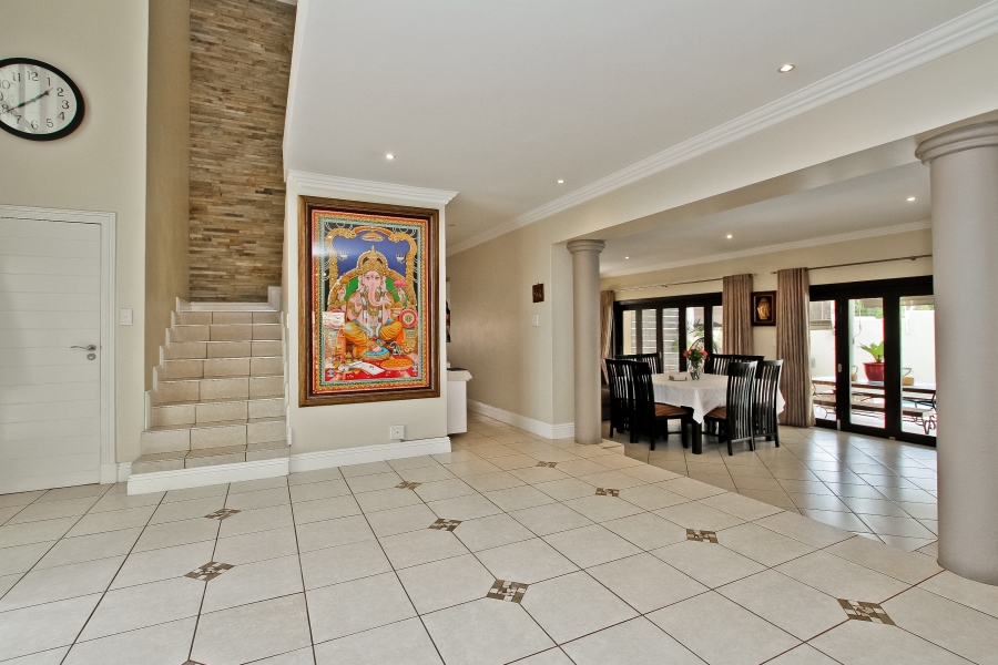 5 Bedroom Property for Sale in Bryanston Gauteng