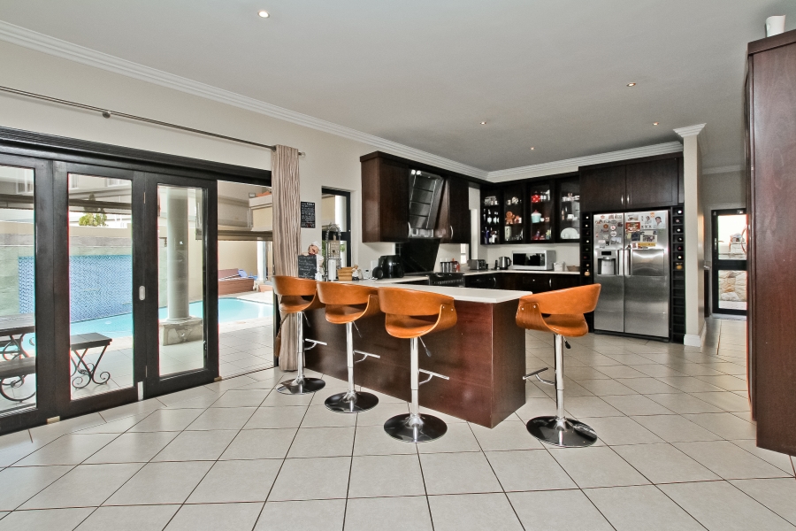5 Bedroom Property for Sale in Bryanston Gauteng
