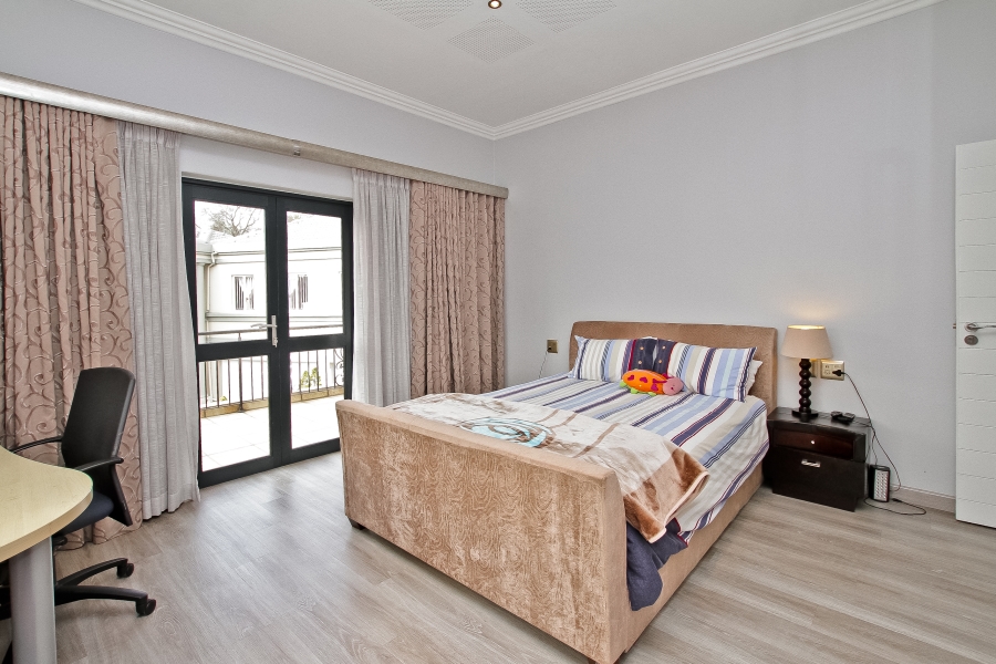 5 Bedroom Property for Sale in Bryanston Gauteng