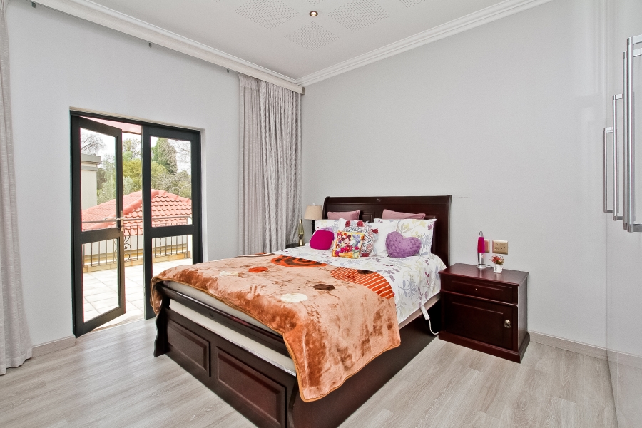 5 Bedroom Property for Sale in Bryanston Gauteng