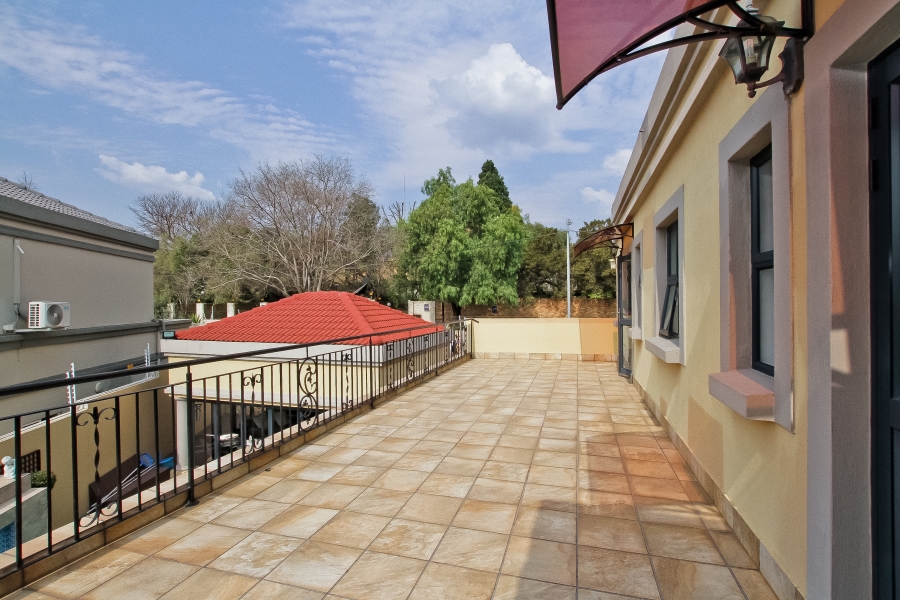 5 Bedroom Property for Sale in Bryanston Gauteng