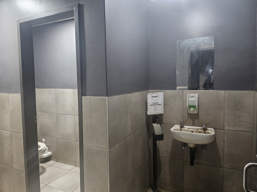 Commercial Property for Sale in Rosslyn Gauteng