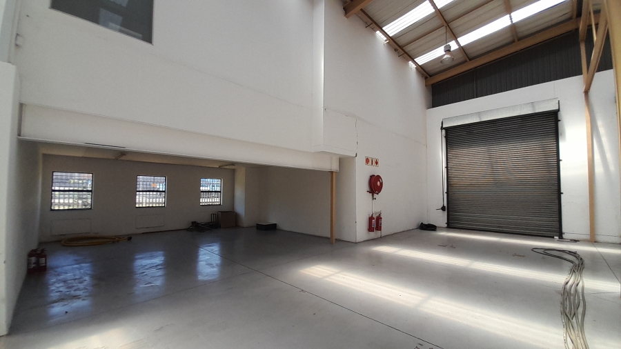 To Let commercial Property for Rent in Halfway House Estates Gauteng