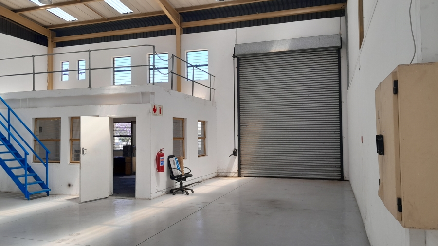 To Let commercial Property for Rent in Halfway House Estates Gauteng
