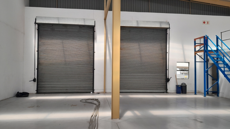 To Let commercial Property for Rent in Halfway House Estates Gauteng