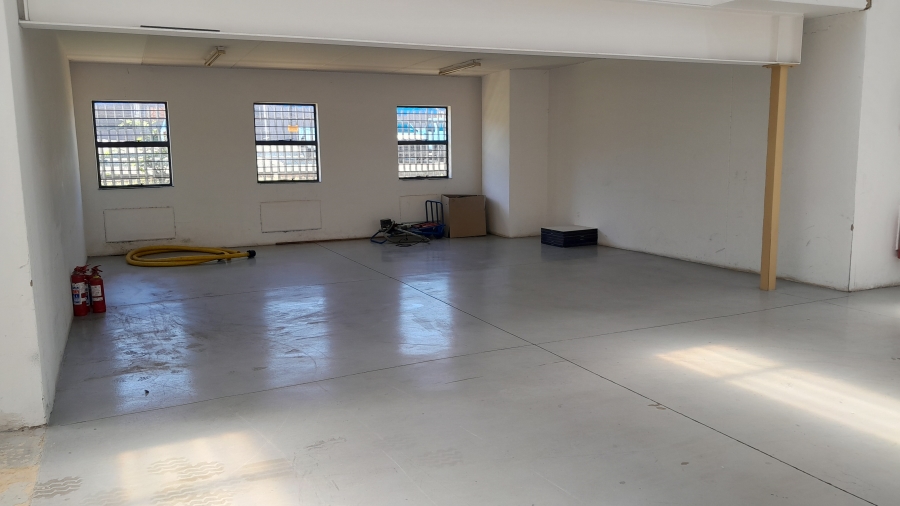 To Let commercial Property for Rent in Halfway House Estates Gauteng