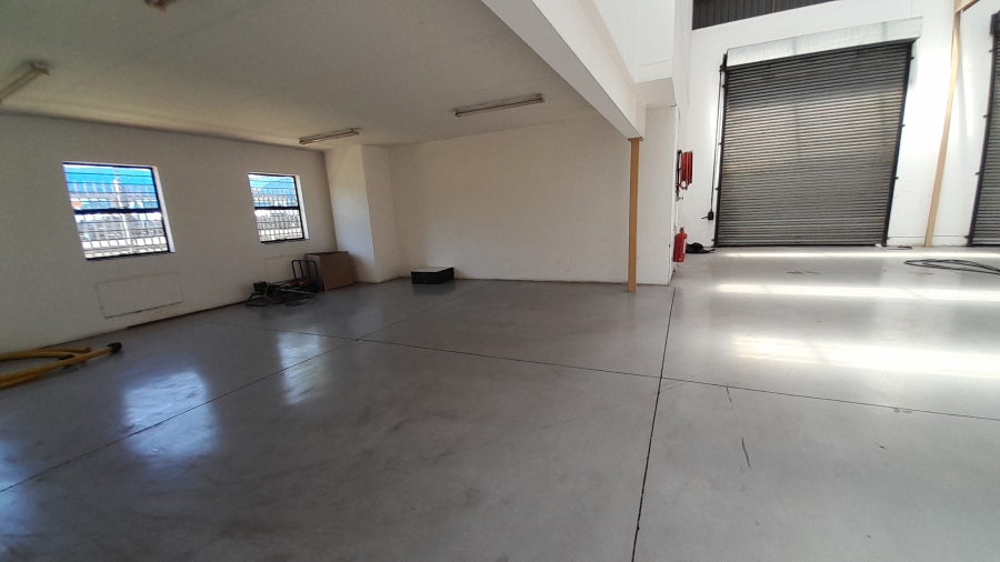To Let commercial Property for Rent in Halfway House Estates Gauteng