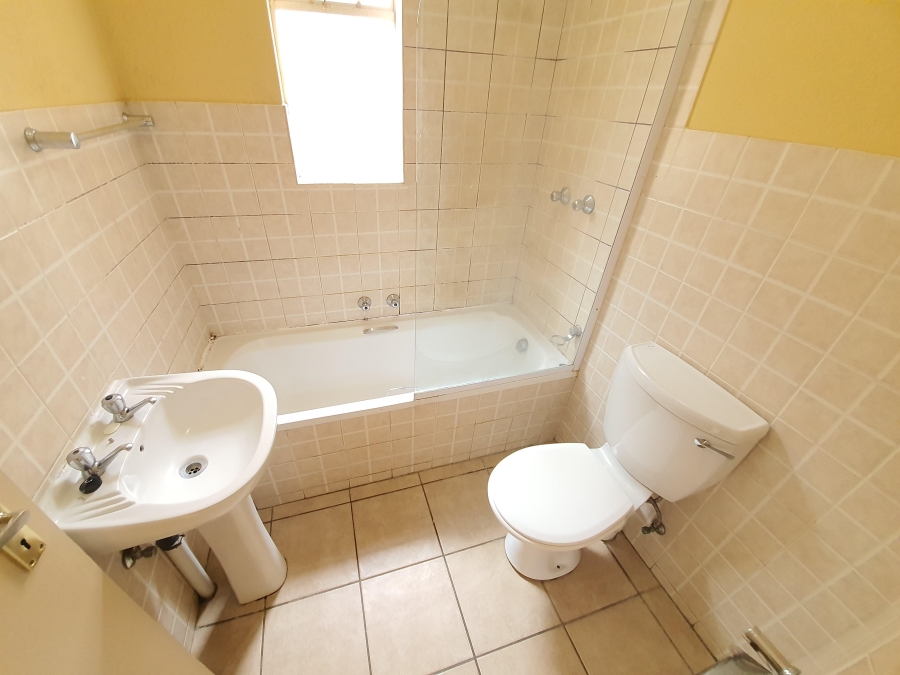 To Let 2 Bedroom Property for Rent in Birchleigh Gauteng