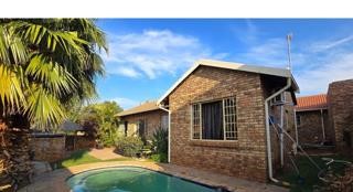 3 Bedroom Property for Sale in Magalieskruin Gauteng