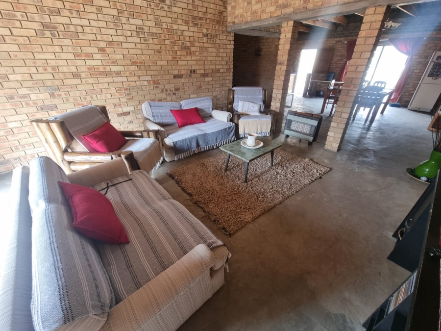 3 Bedroom Property for Sale in Vaaloewer Gauteng
