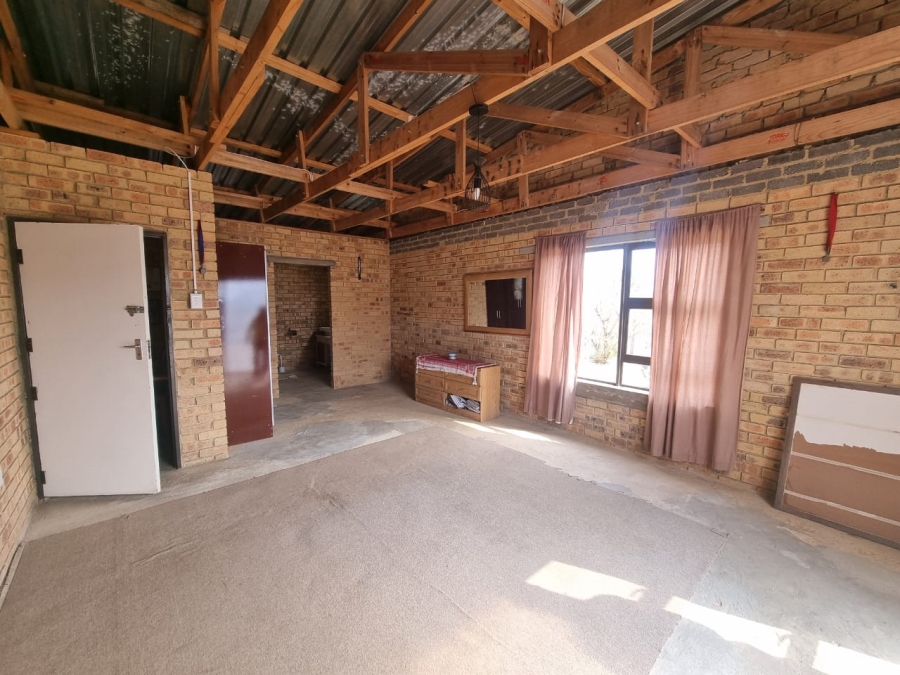 3 Bedroom Property for Sale in Vaaloewer Gauteng