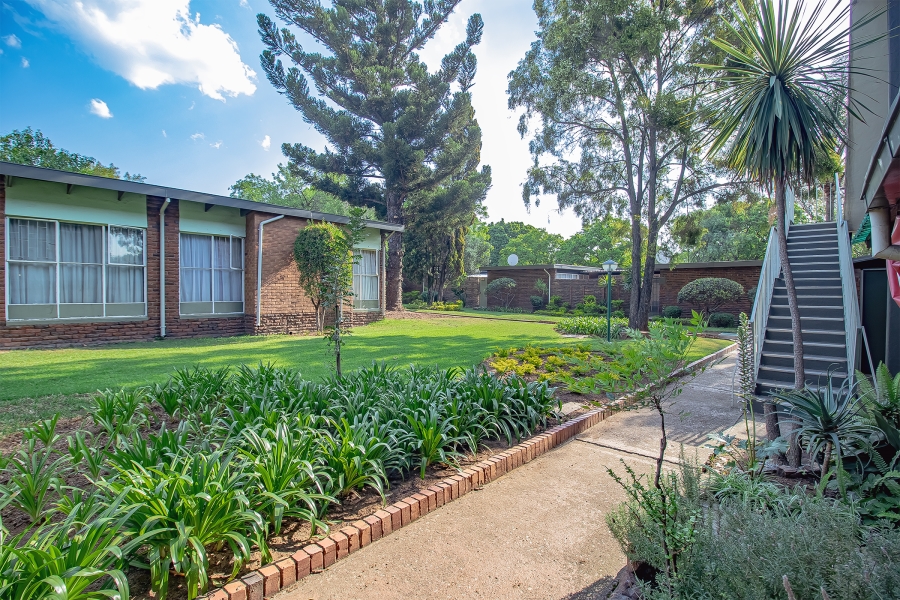 2 Bedroom Property for Sale in Villieria Gauteng