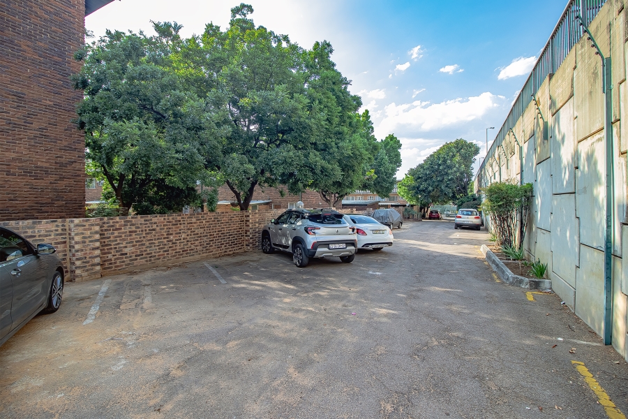 2 Bedroom Property for Sale in Villieria Gauteng