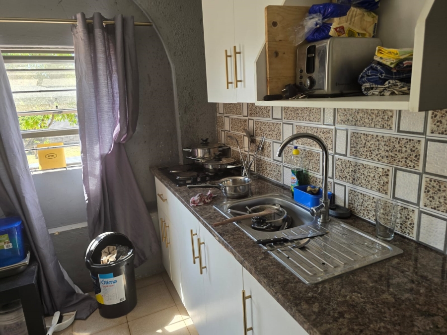 8 Bedroom Property for Sale in Observatory Gauteng