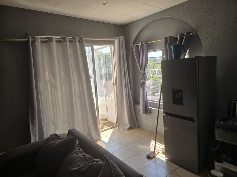 8 Bedroom Property for Sale in Observatory Gauteng