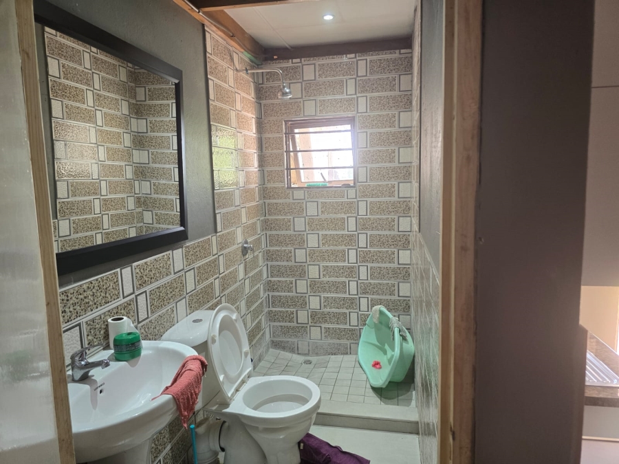 8 Bedroom Property for Sale in Observatory Gauteng