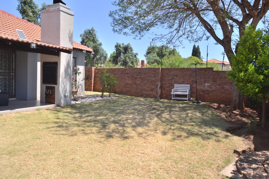 3 Bedroom Property for Sale in Monavoni Gauteng