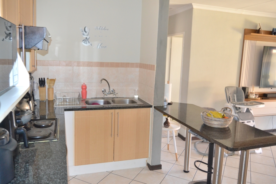 3 Bedroom Property for Sale in Monavoni Gauteng