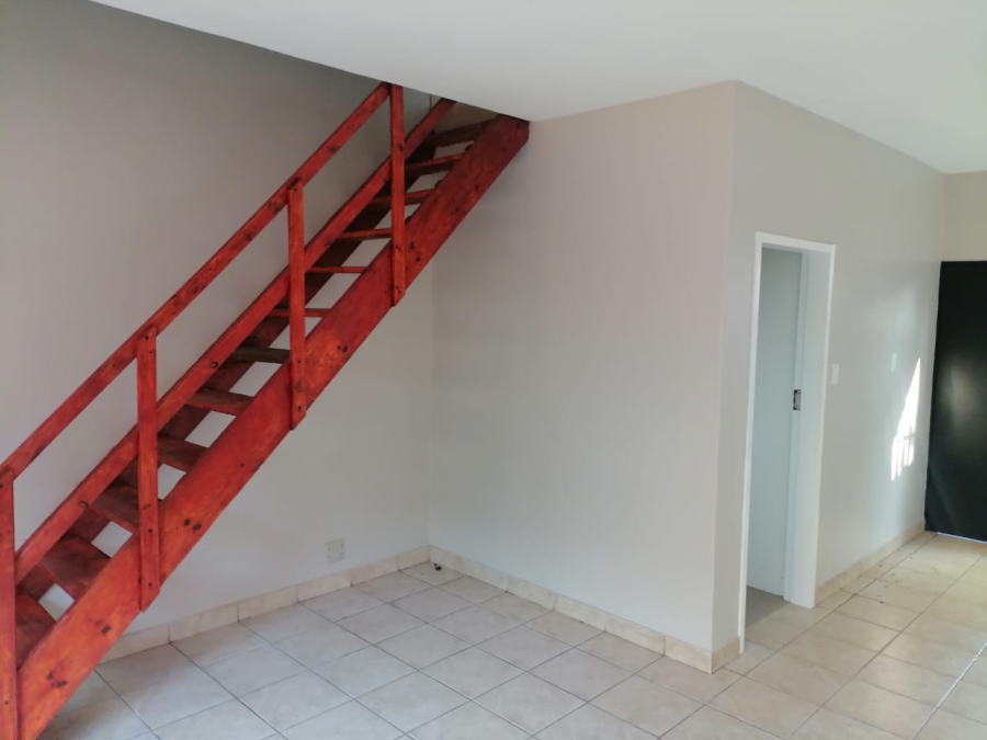 2 Bedroom Property for Sale in Pretoria North Gauteng