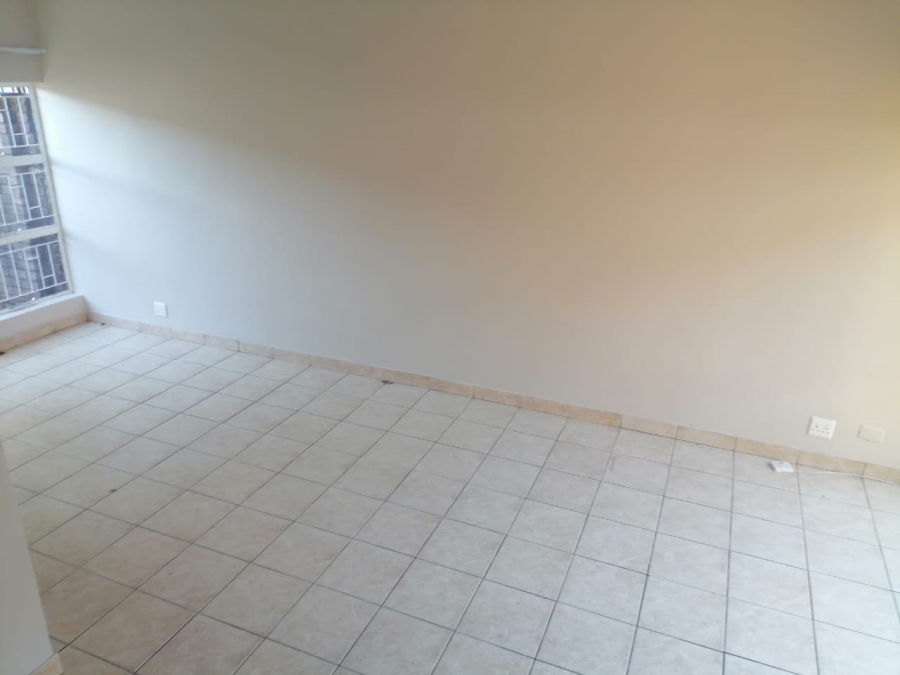 2 Bedroom Property for Sale in Pretoria North Gauteng