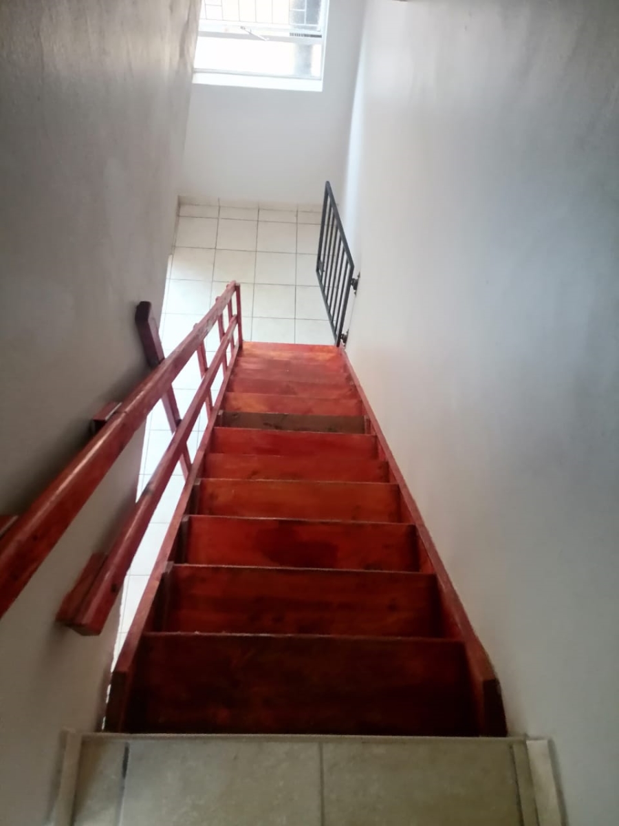 2 Bedroom Property for Sale in Pretoria North Gauteng