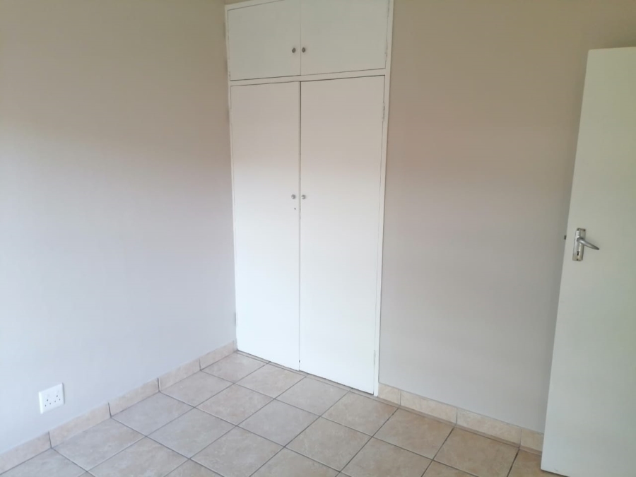 2 Bedroom Property for Sale in Pretoria North Gauteng