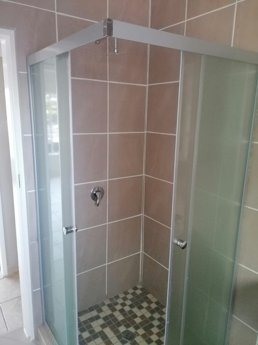 2 Bedroom Property for Sale in Pretoria North Gauteng