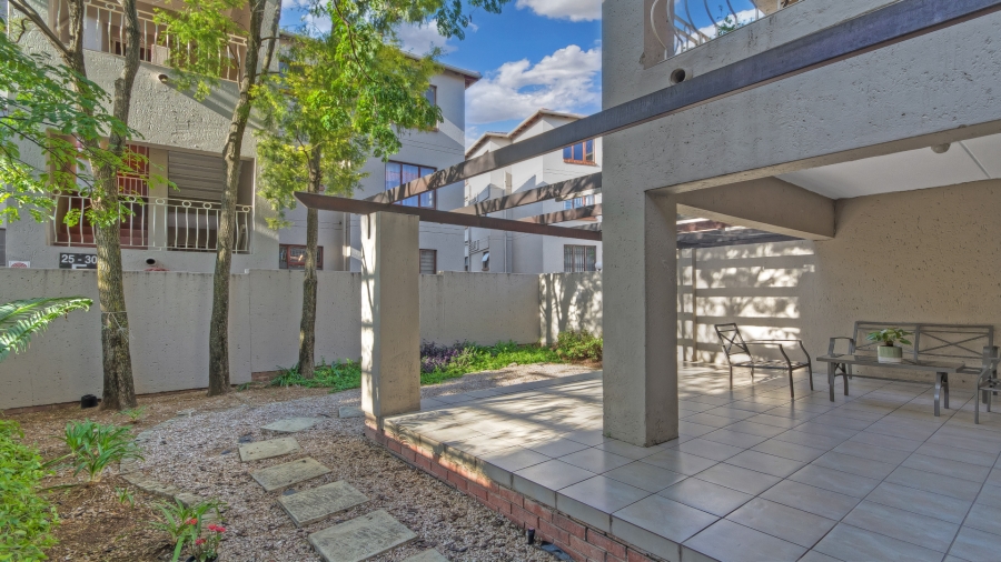 2 Bedroom Property for Sale in Sunninghill Gauteng