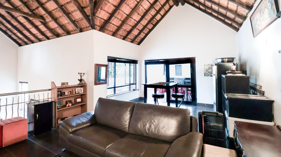 2 Bedroom Property for Sale in Douglasdale Gauteng
