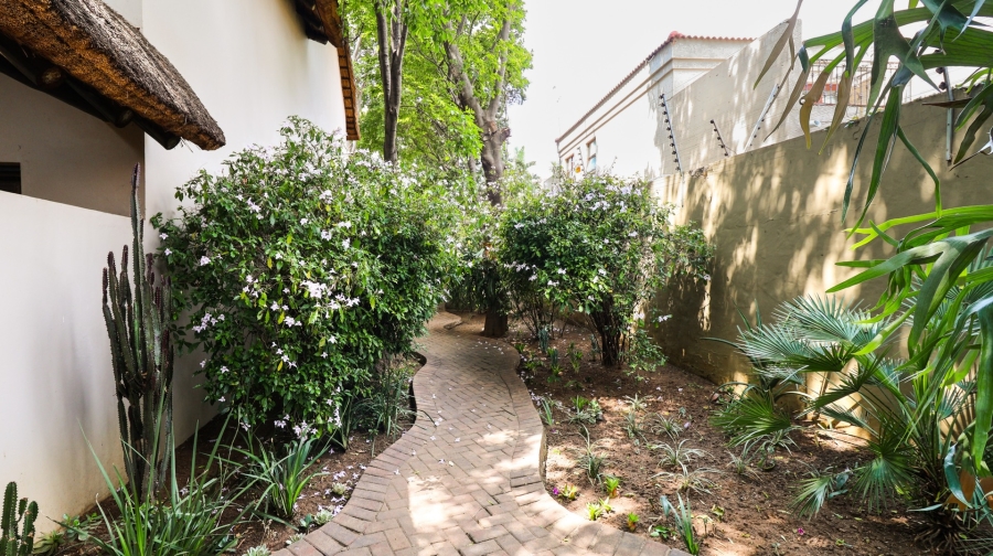 2 Bedroom Property for Sale in Douglasdale Gauteng