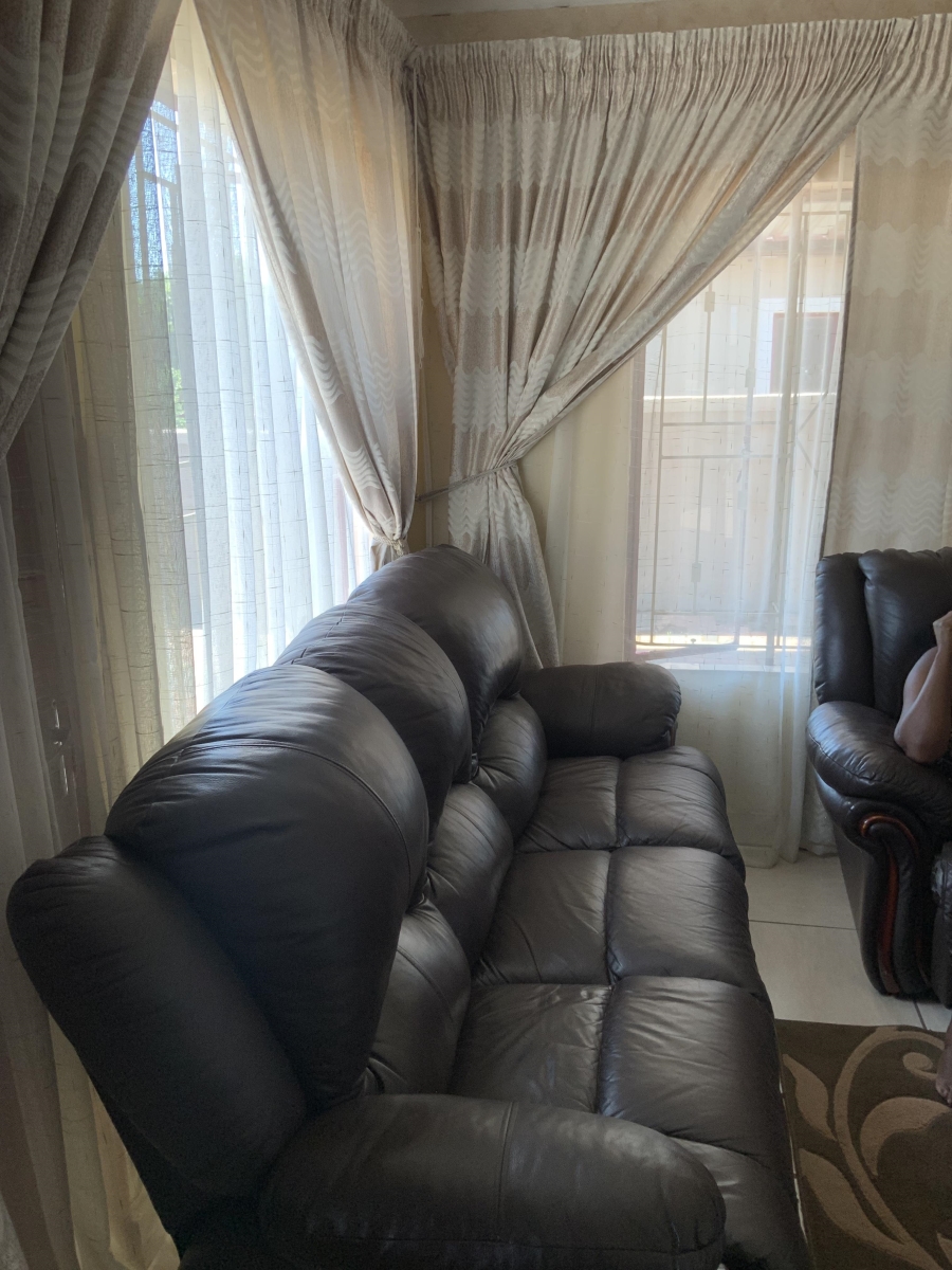 To Let 2 Bedroom Property for Rent in Soshanguve B Gauteng