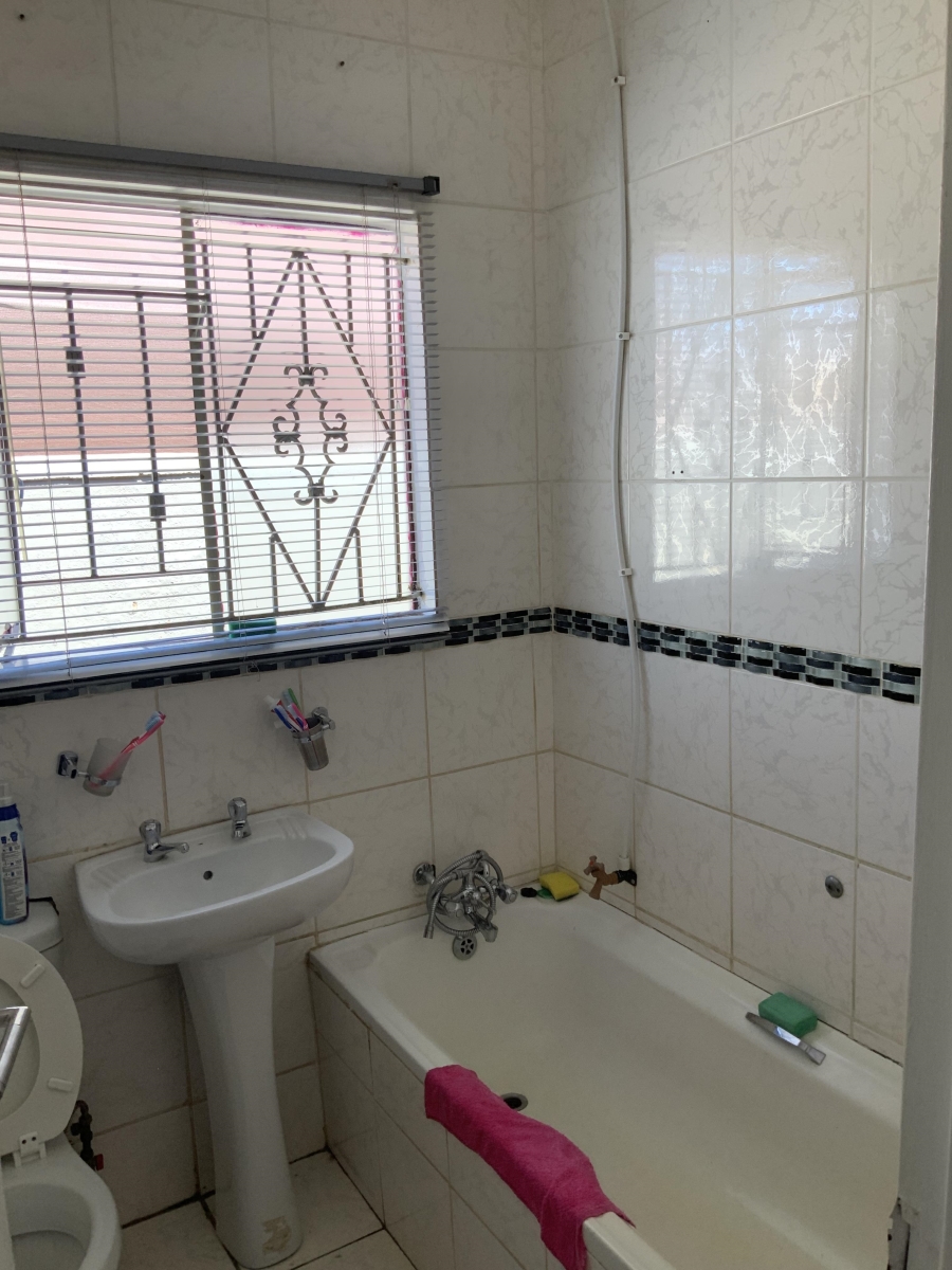 To Let 2 Bedroom Property for Rent in Soshanguve B Gauteng
