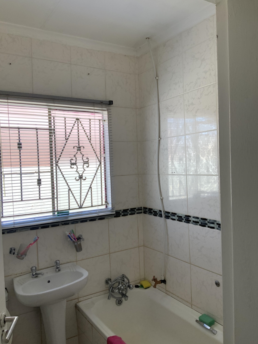 To Let 2 Bedroom Property for Rent in Soshanguve B Gauteng