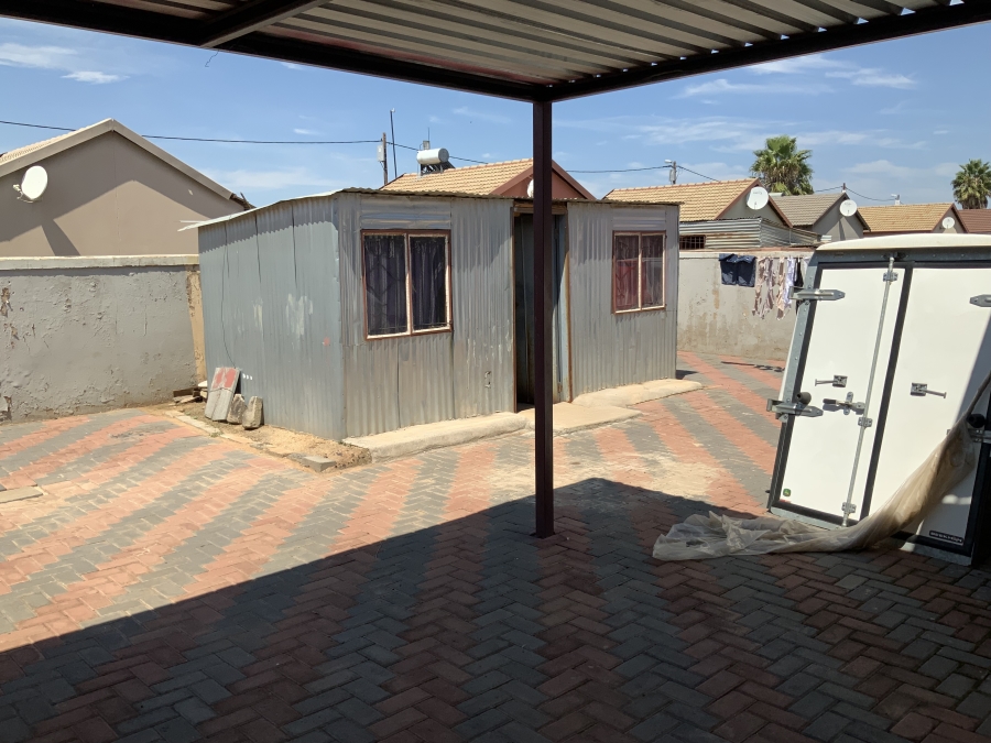 To Let 2 Bedroom Property for Rent in Soshanguve B Gauteng