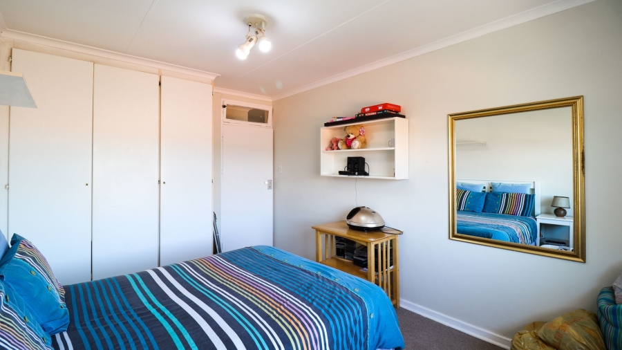 4 Bedroom Property for Sale in Corlett Gardens Gauteng