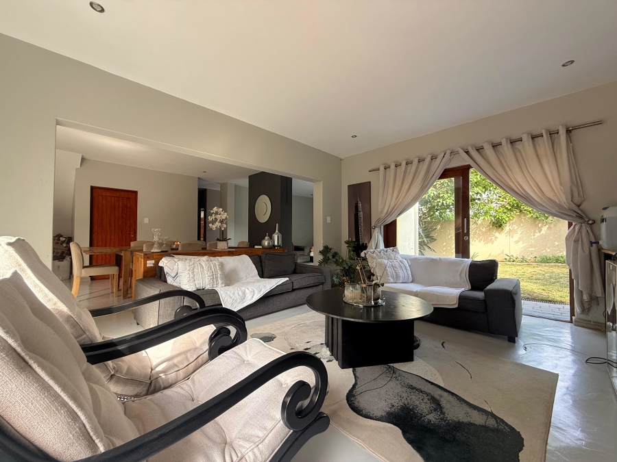 4 Bedroom Property for Sale in Amberfield Gauteng