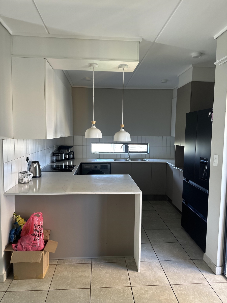 4 Bedroom Property for Sale in Lotus Gardens Gauteng